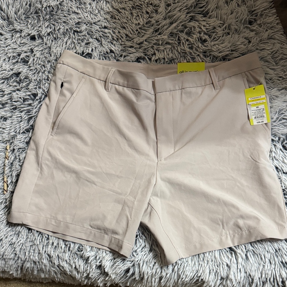All in Motion Men’s  Tan Golf Shorts Waist 40 with 7”inch inseam.